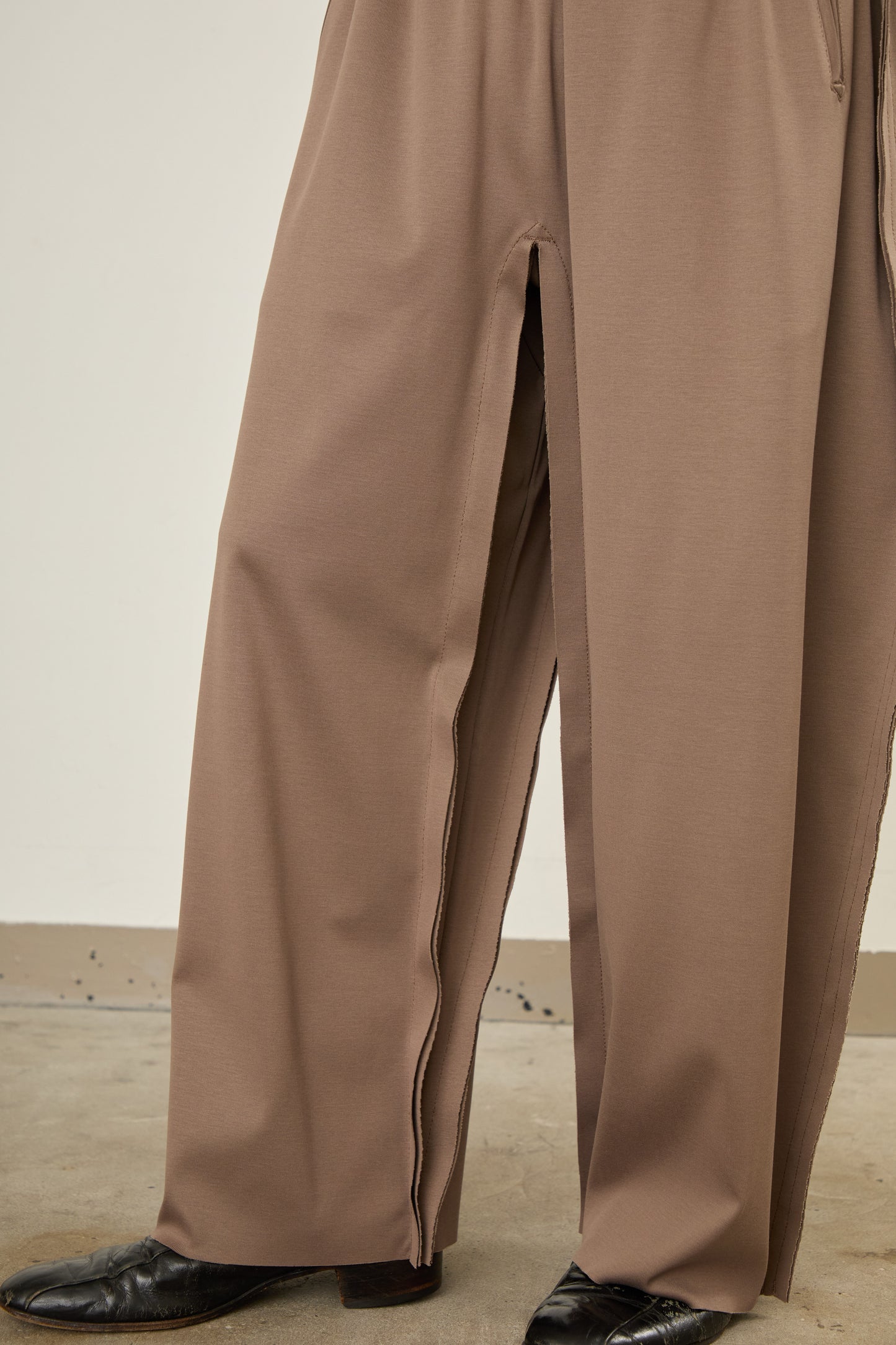 i'm here : " SLIT " PANTS :