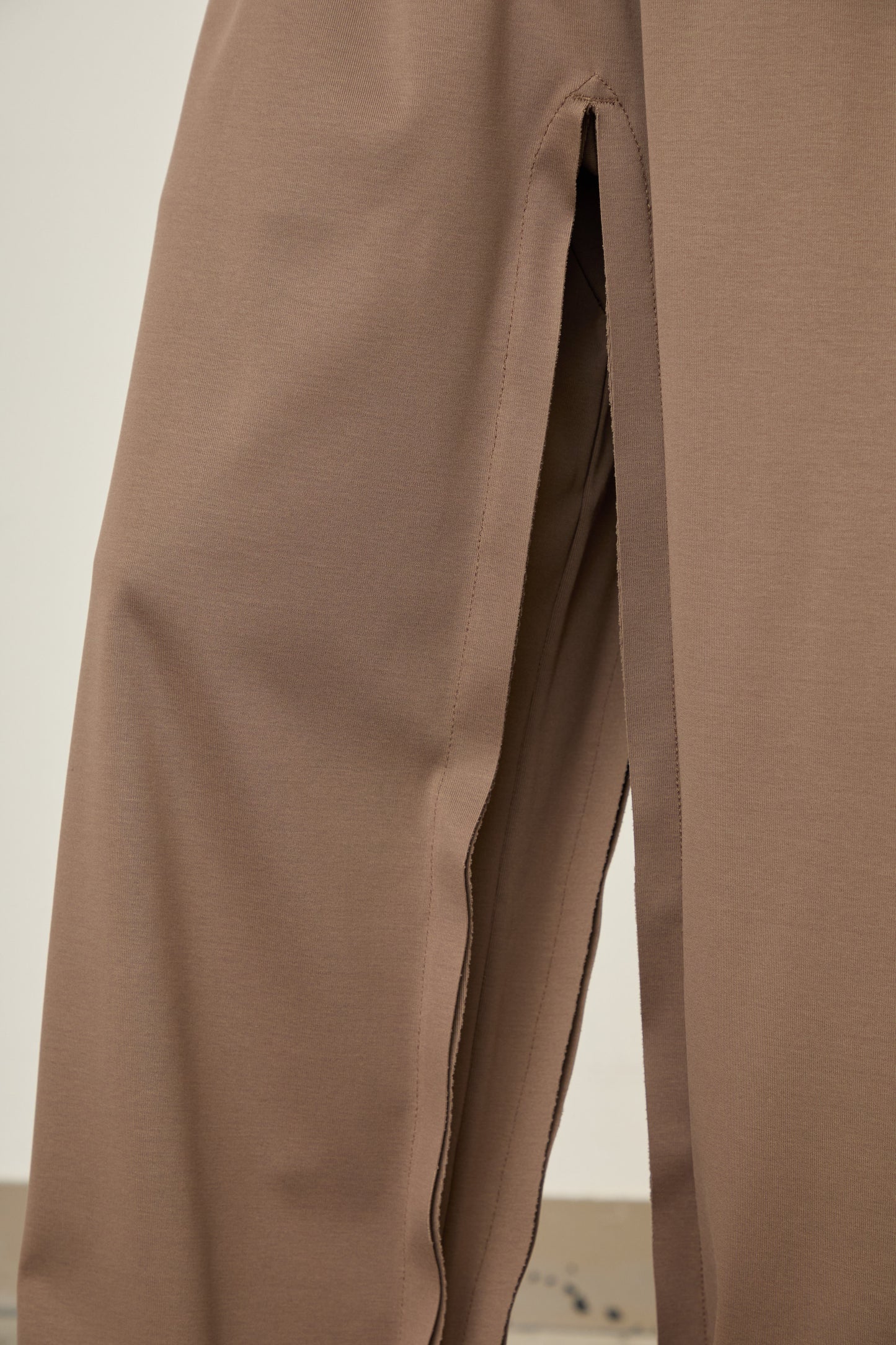 i'm here : " SLIT " PANTS :