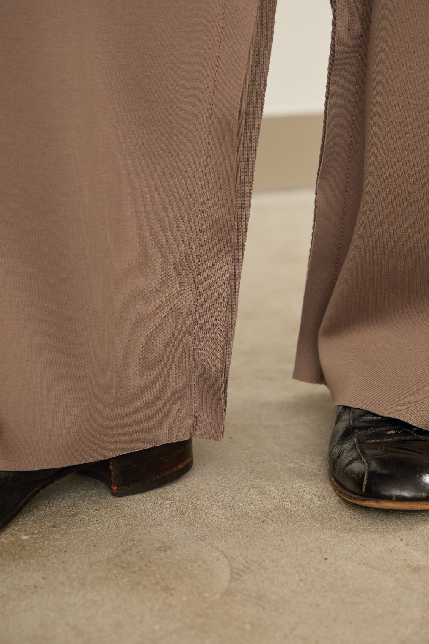 i'm here : " SLIT " PANTS :