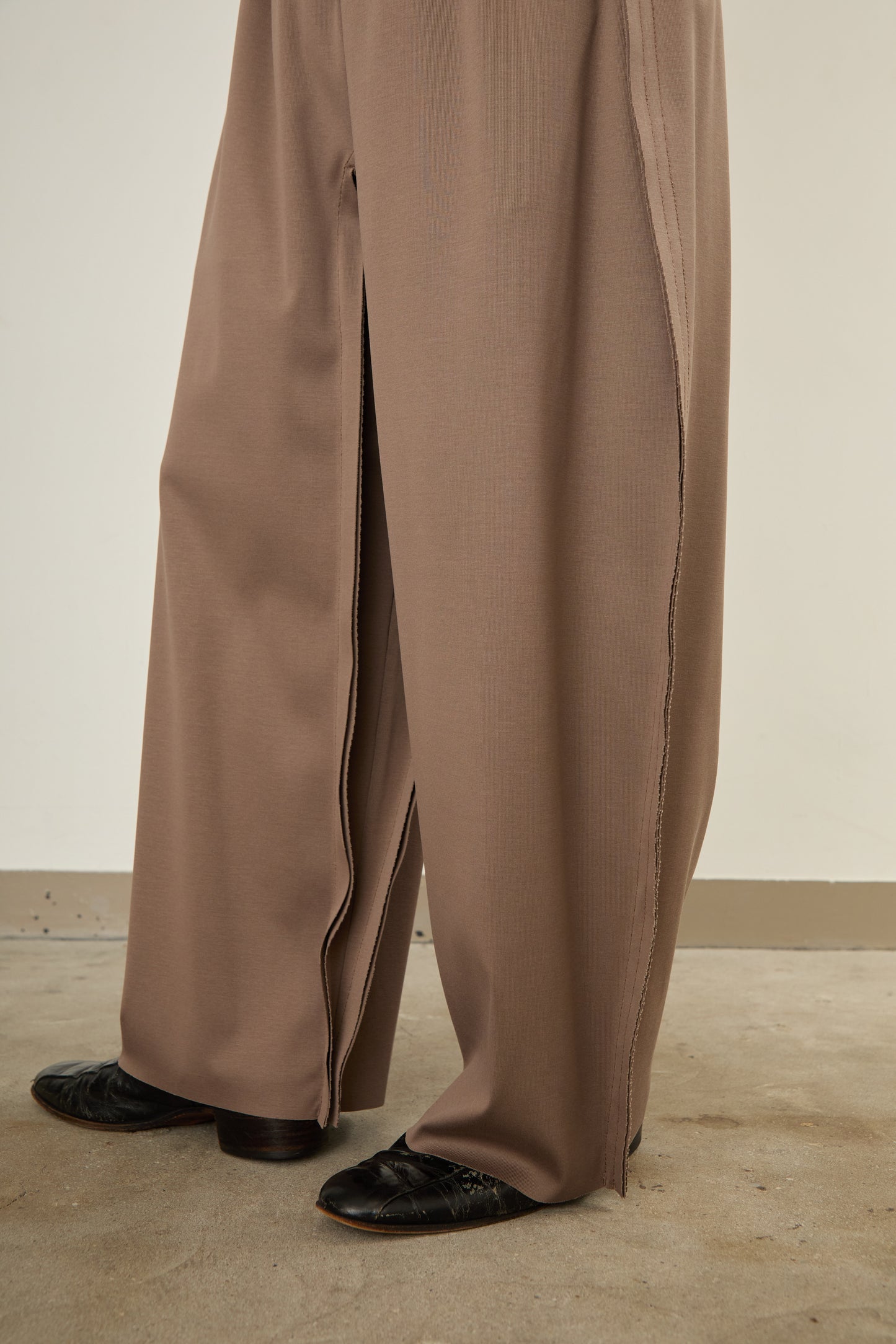 i'm here : " SLIT " PANTS :