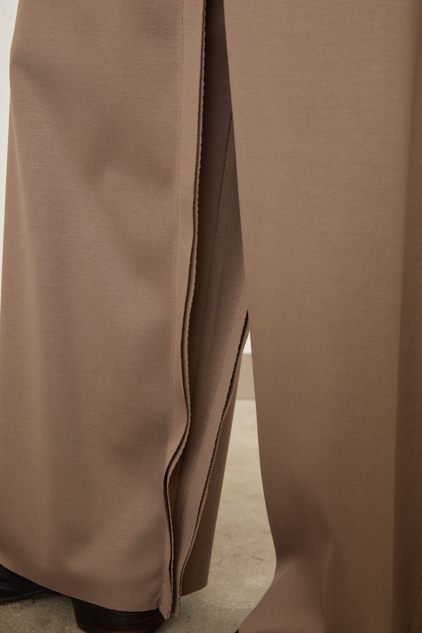 i'm here : " SLIT " PANTS :