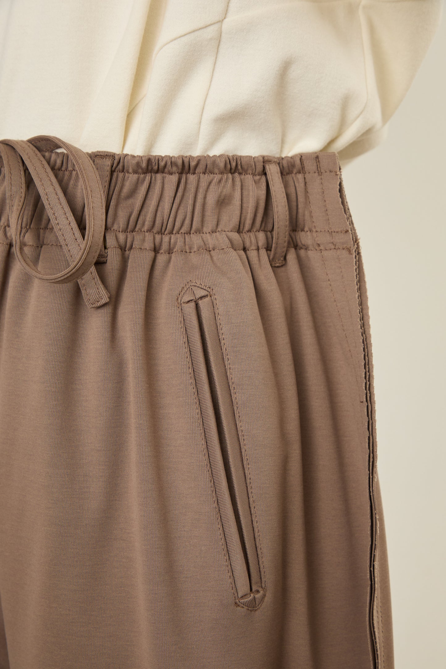 i'm here : " SLIT " PANTS :