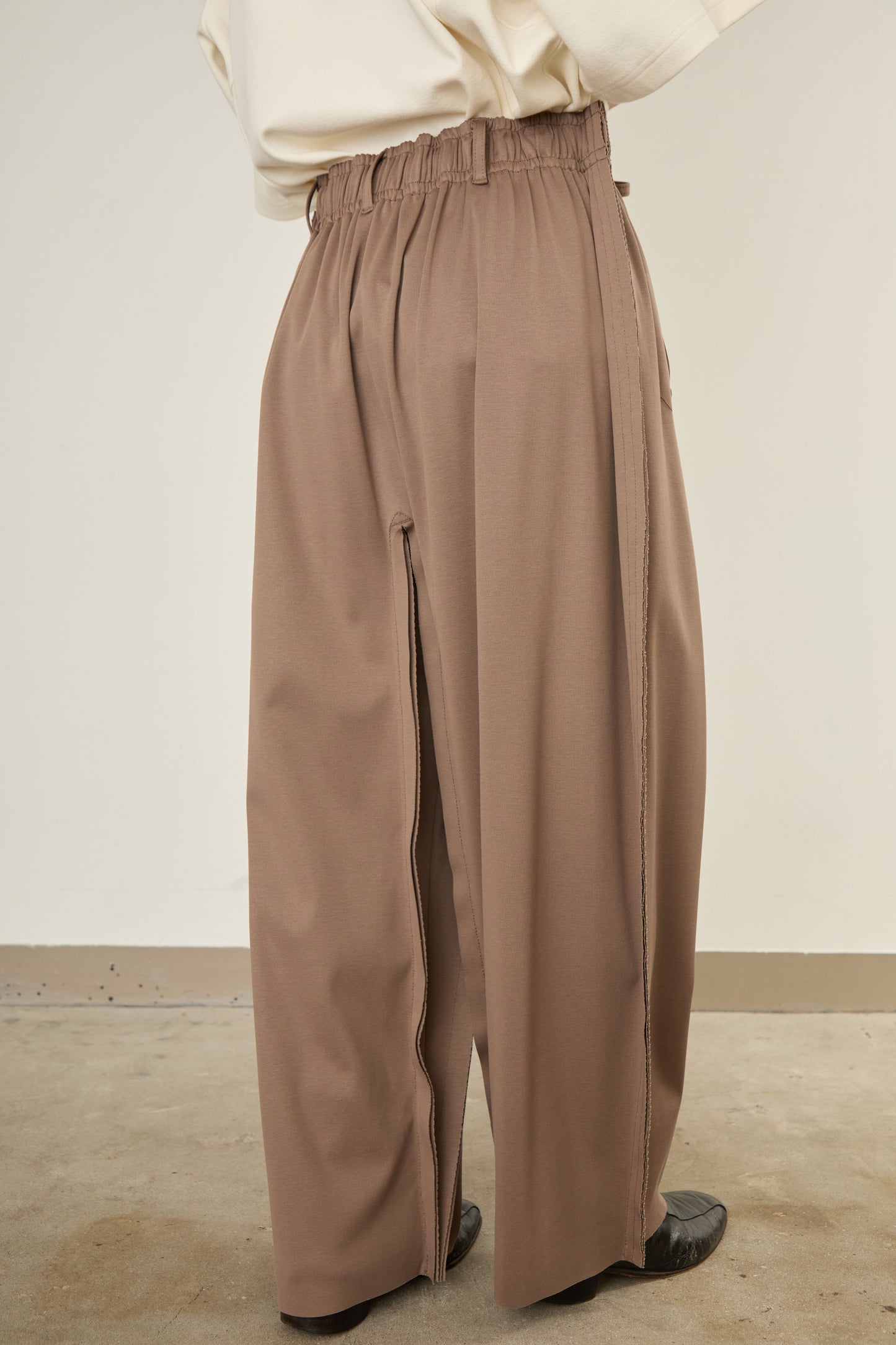 i'm here : " SLIT " PANTS :