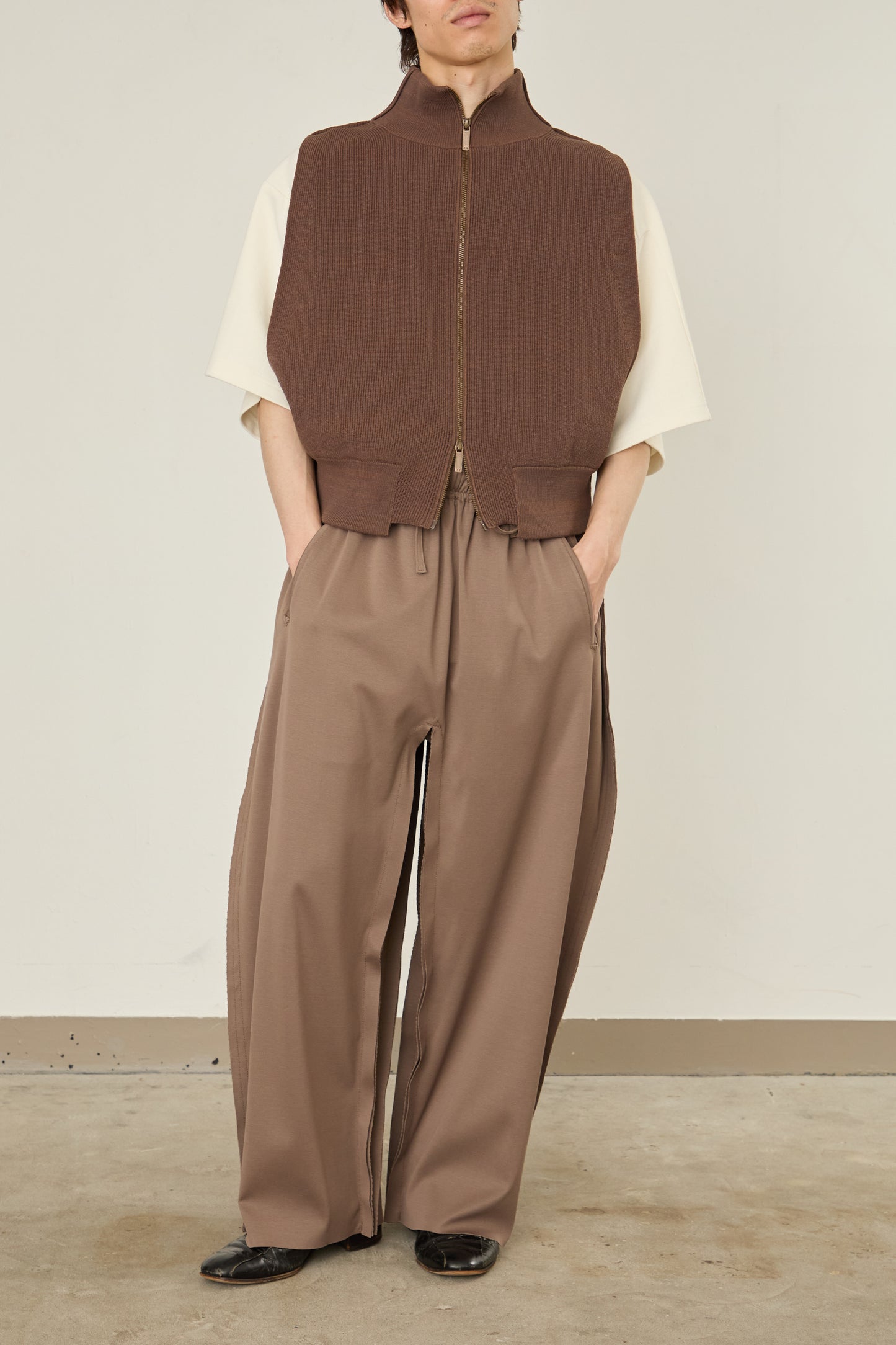 i'm here : DRIVER`S KNIT VEST :