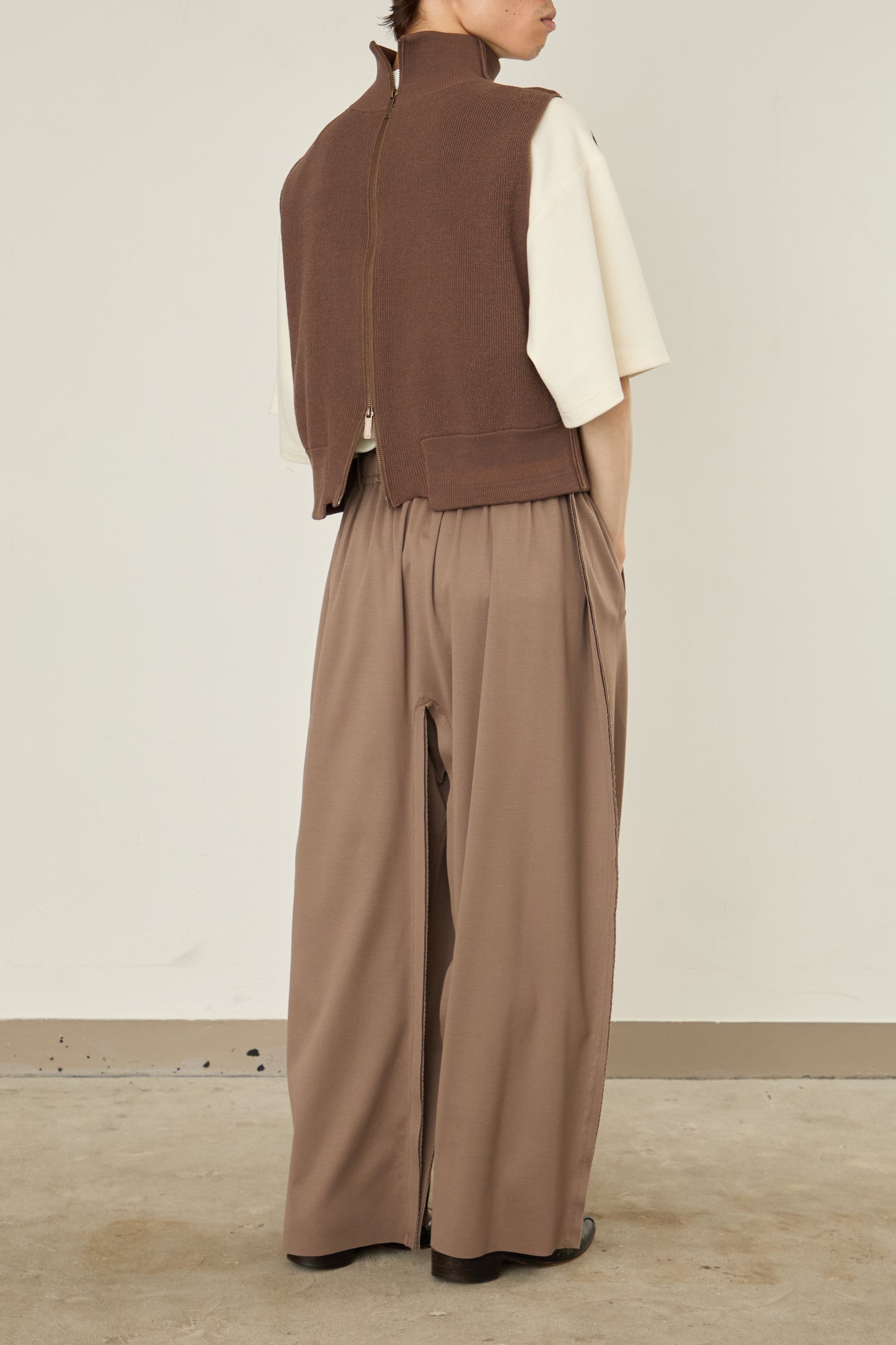 i'm here : DRIVER`S KNIT VEST :