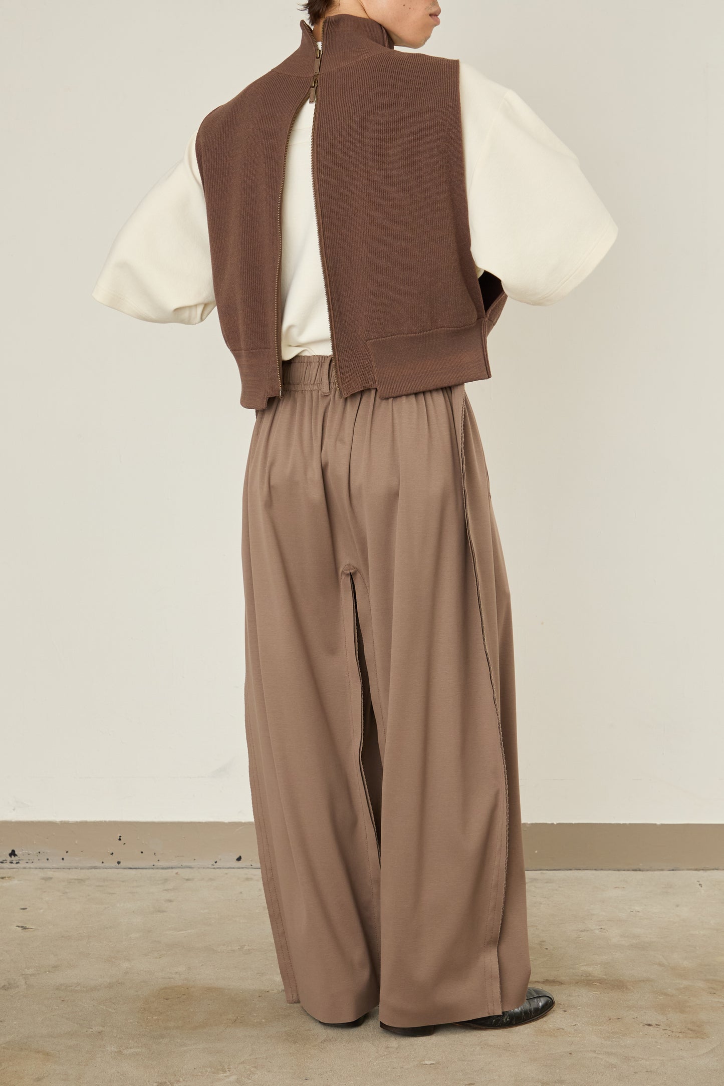 i'm here : DRIVER`S KNIT VEST :