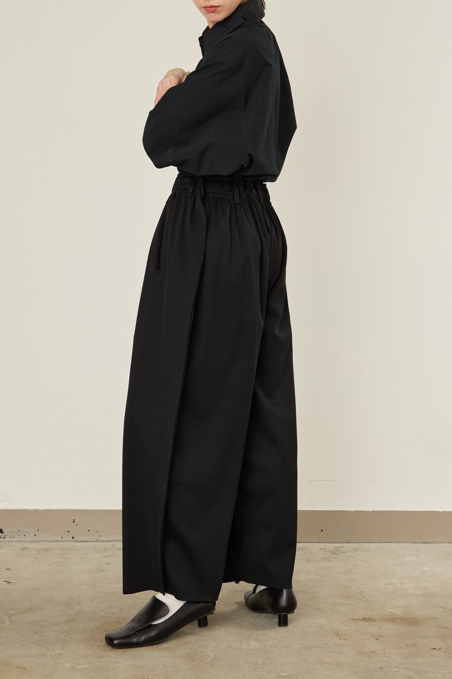 i'm here : " SLIT " PANTS :