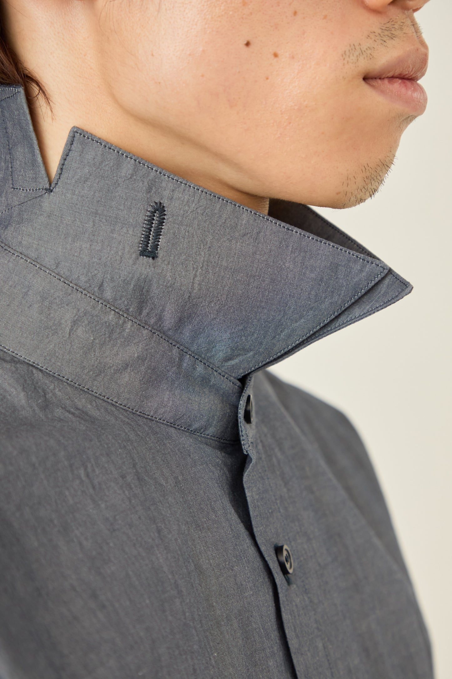 i'm here : TAILORED COLLAR : SHIRTS