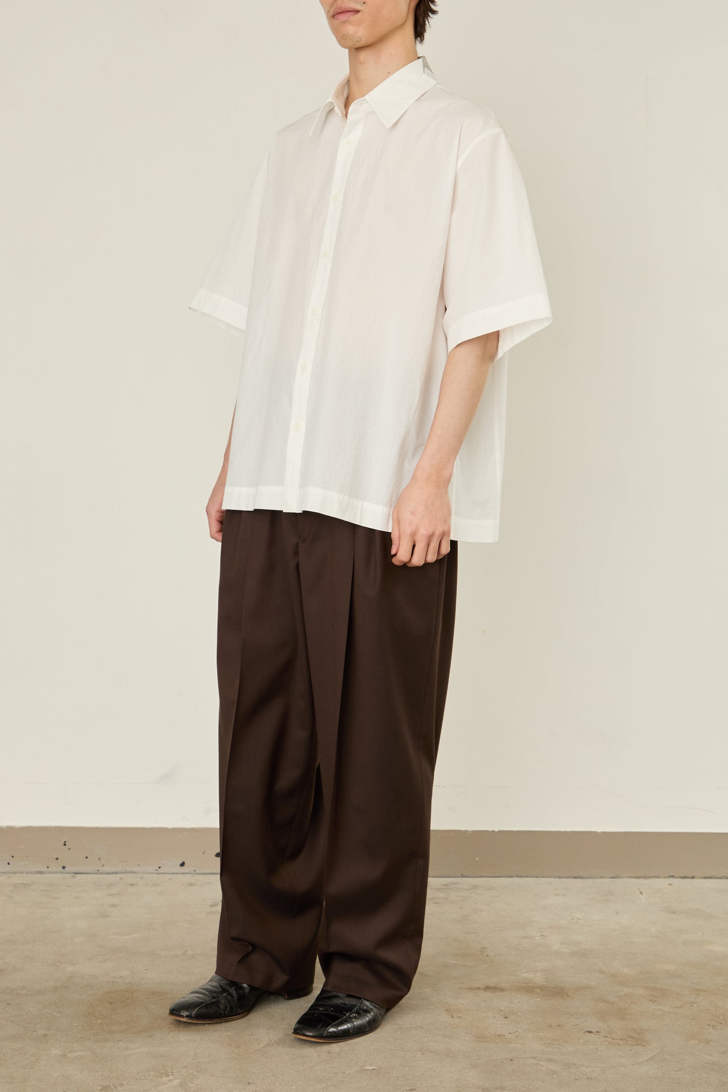 i'm here : TAILORED COLLAR : SHIRTS