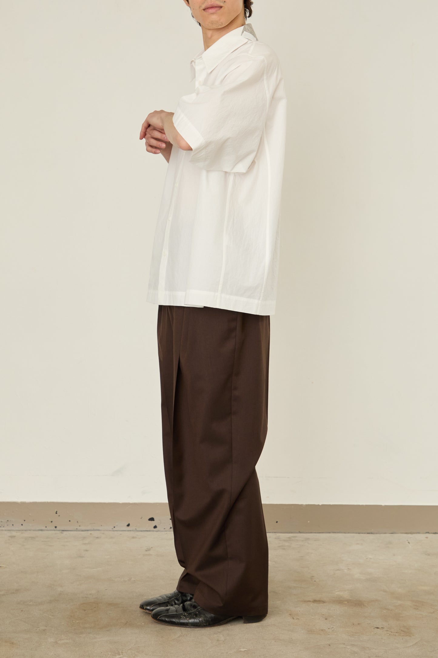 i'm here : TAILORED COLLAR : SHIRTS