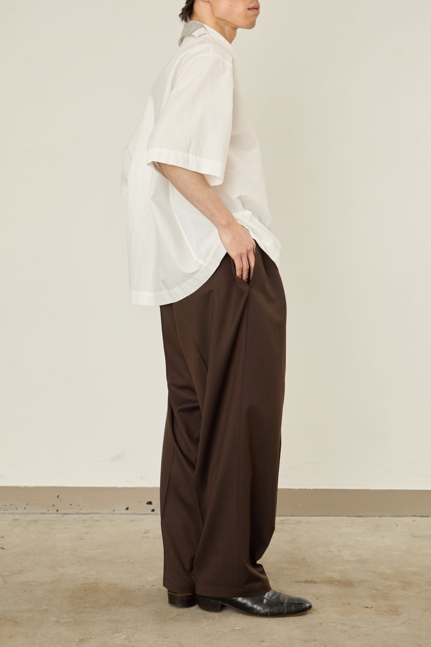 i'm here : TAILORED COLLAR : SHIRTS