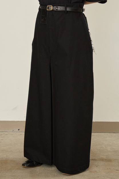 i'm here : " TUBE " PANTS : / BLACK