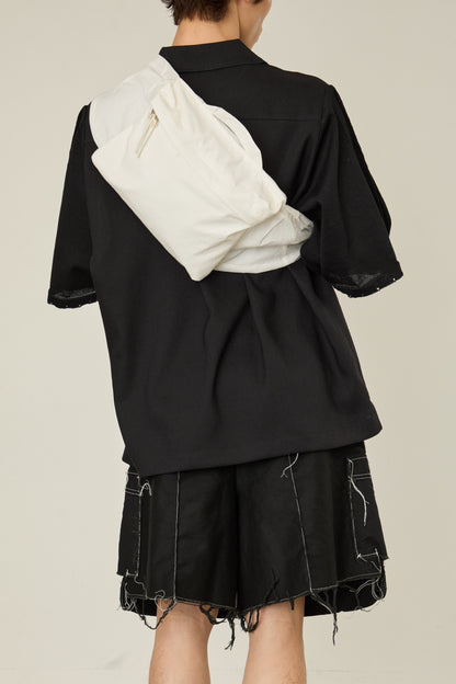 i'm here : SHIRT SLEEVE : BAG / WHITE