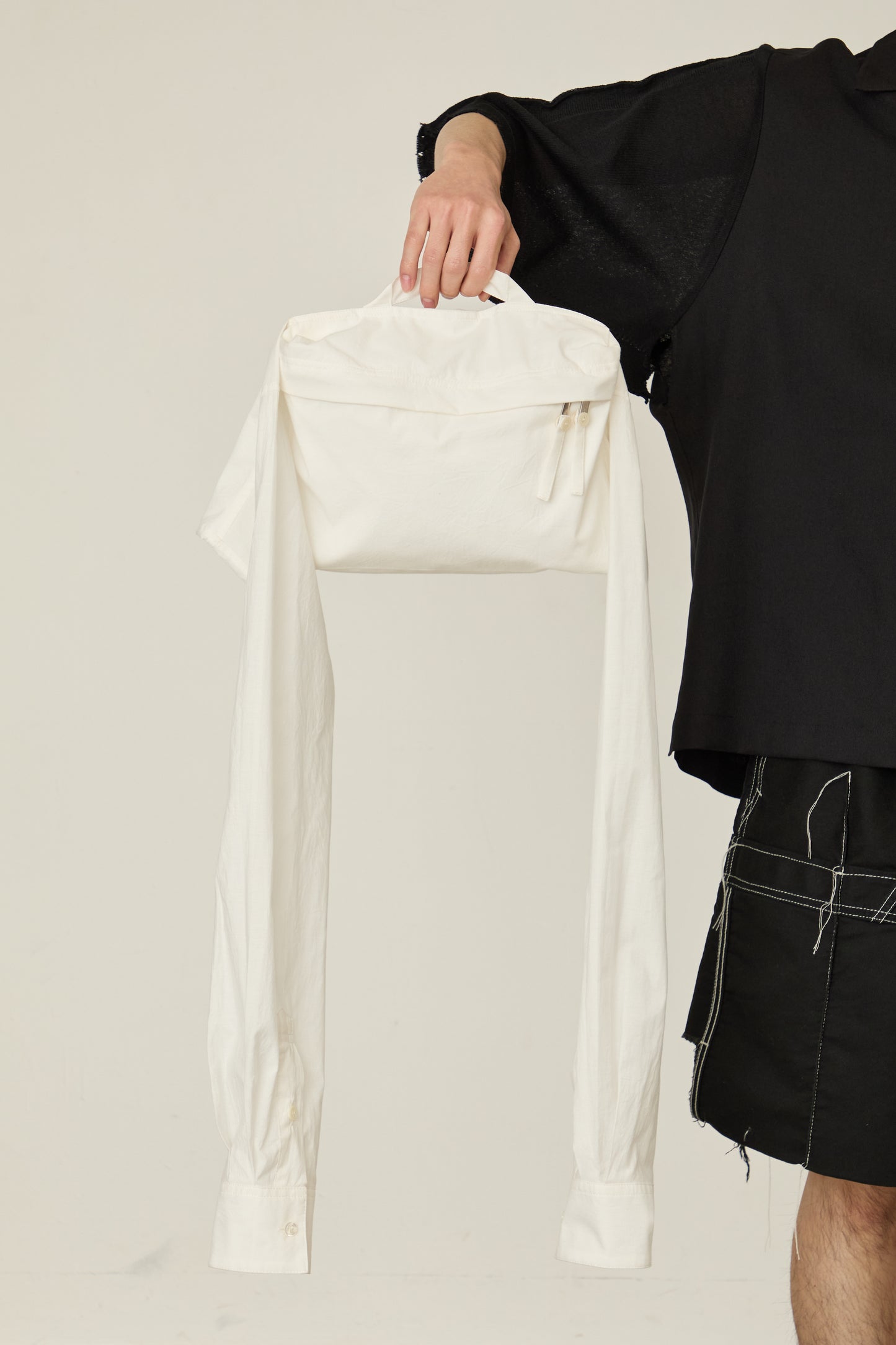 i'm here : SHIRT SLEEVE : BAG