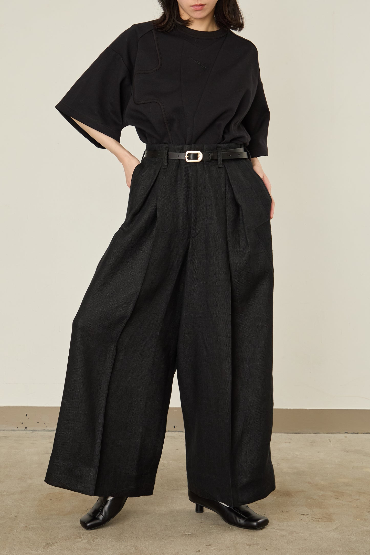 i'm here : LINEN WIDE PANTS :
