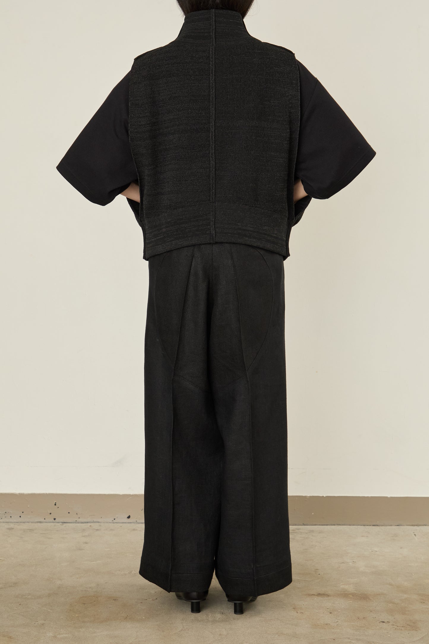 i'm here : DRIVER`S KNIT VEST :