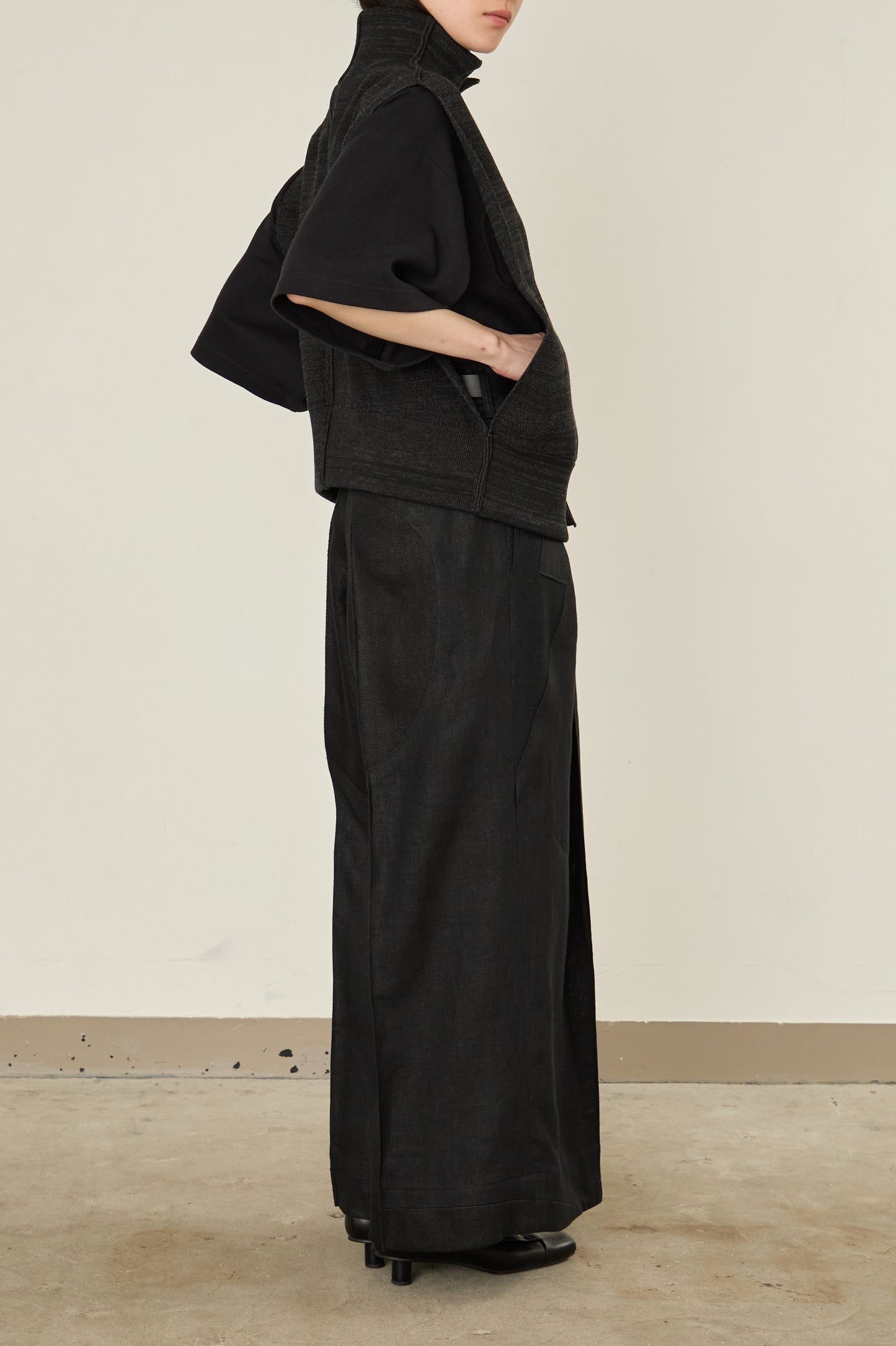 i'm here : DRIVER`S KNIT VEST :