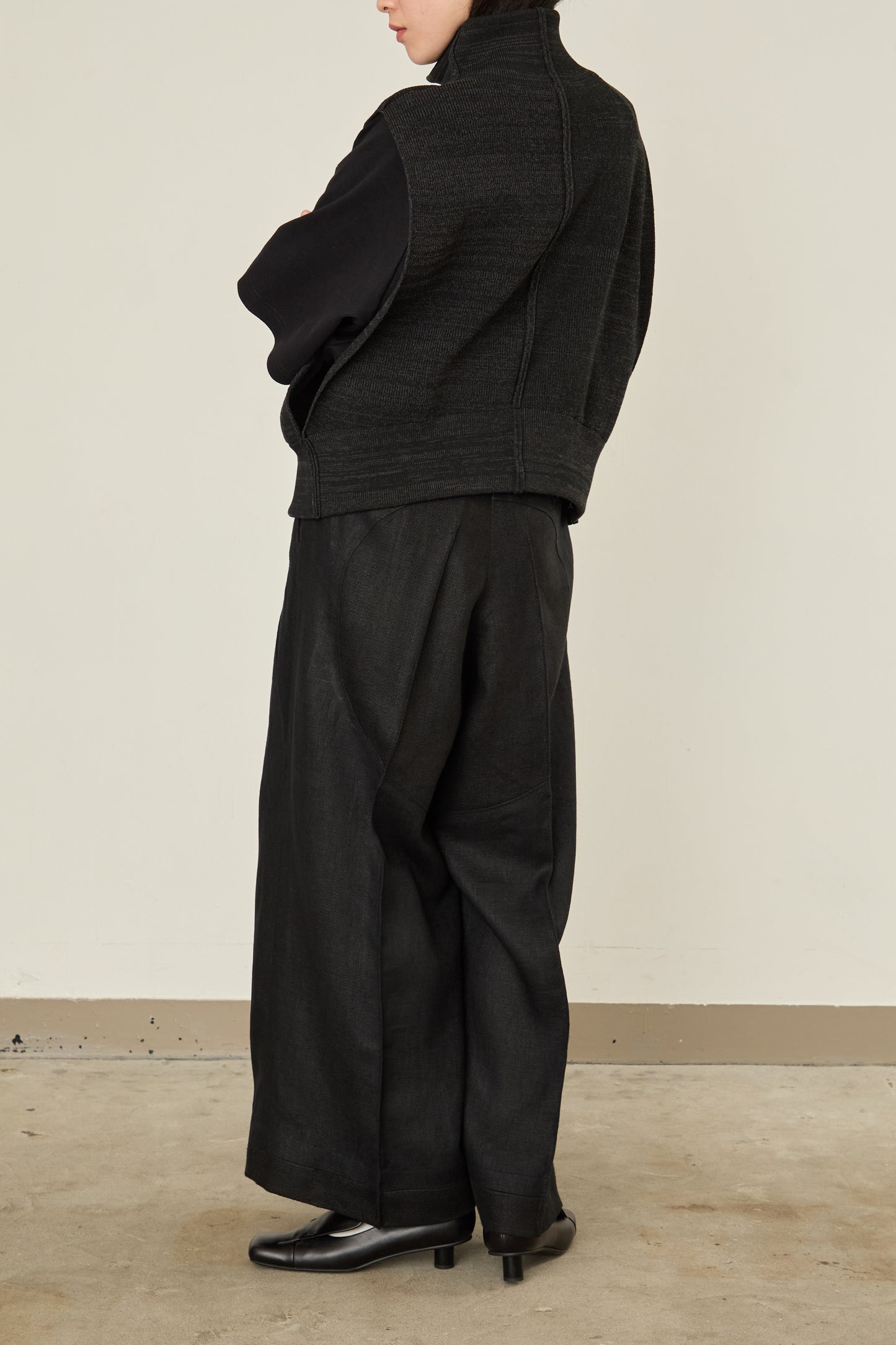 i'm here : DRIVER`S KNIT VEST :