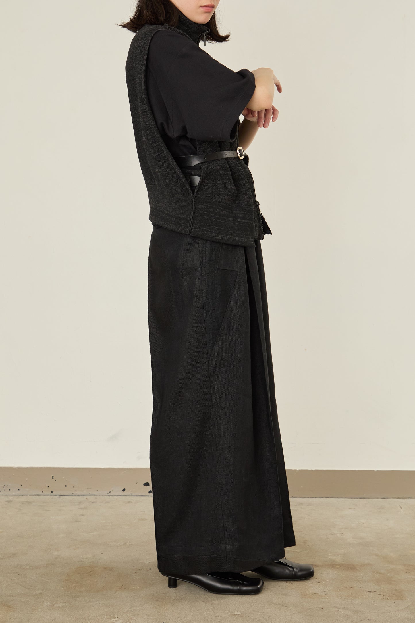 i'm here : DRIVER`S KNIT VEST :