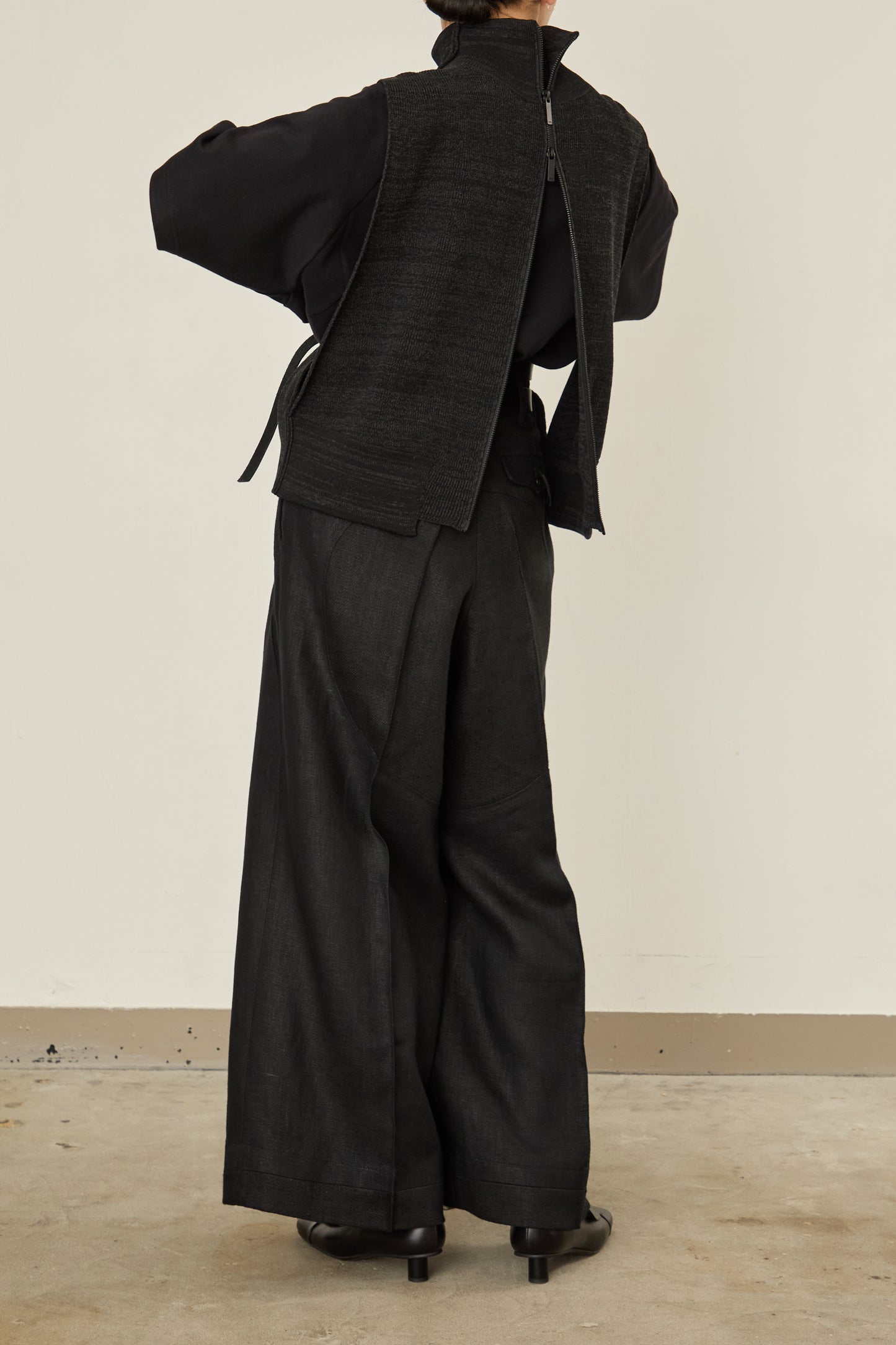 i'm here : DRIVER`S KNIT VEST :