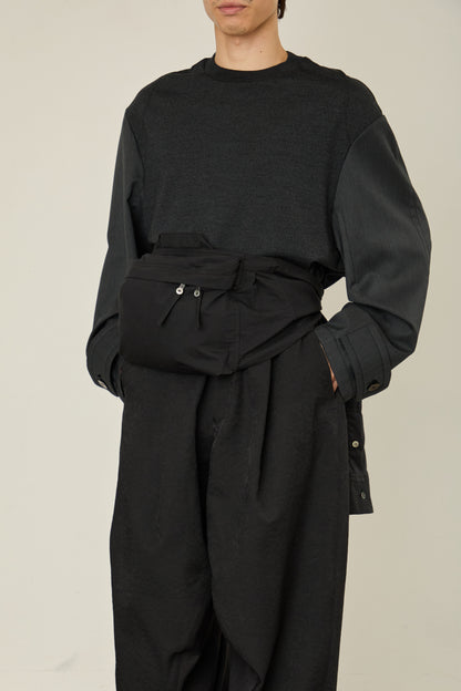 i'm here : SHIRT SLEEVE : BAG / BLACK