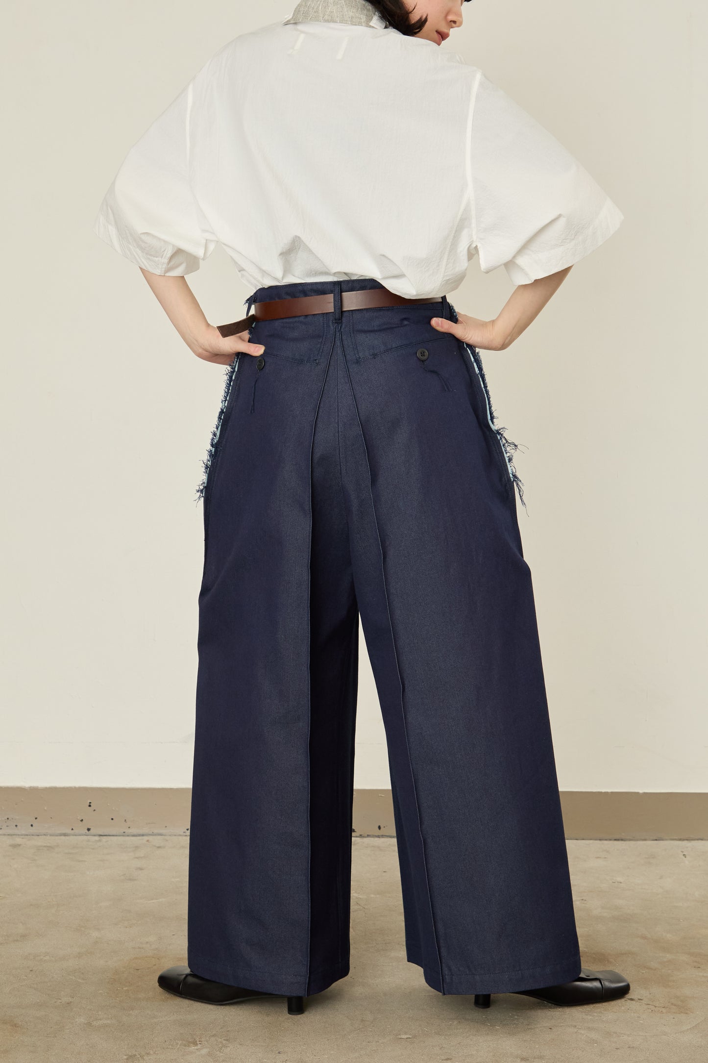 i'm here : " TUBE " PANTS :