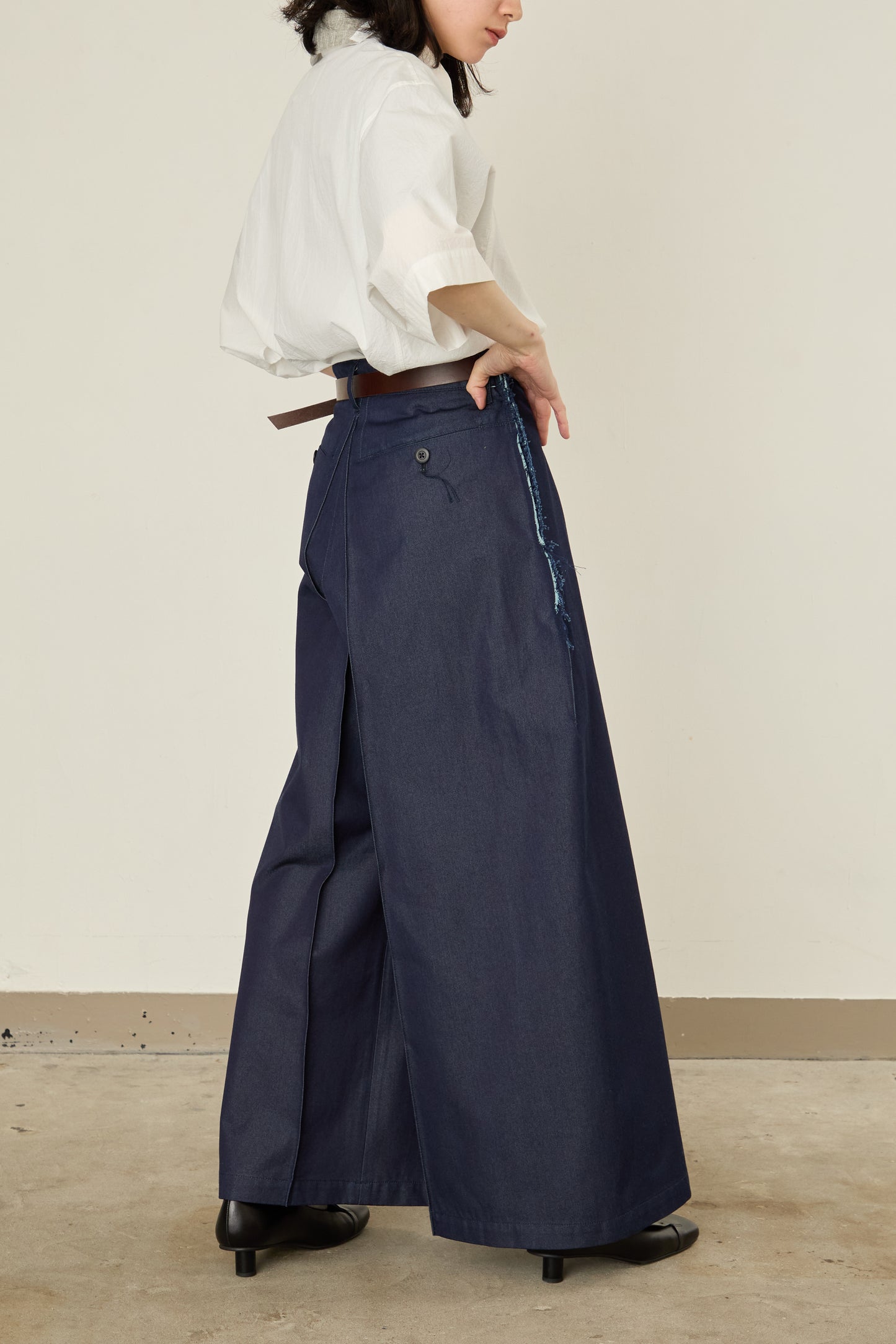 i'm here : " TUBE " PANTS :