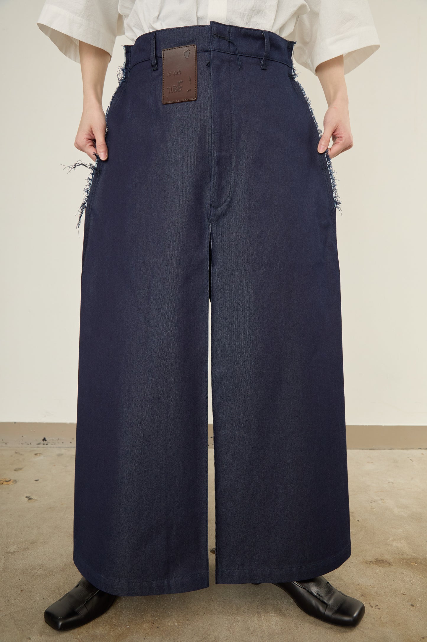 i'm here : " TUBE " PANTS :