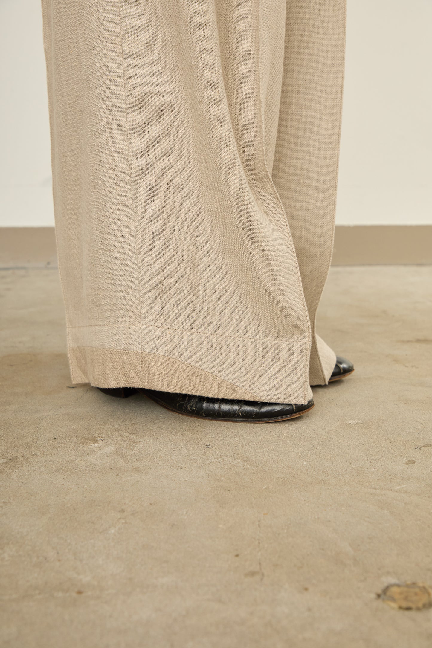i'm here : LINEN WIDE PANTS :