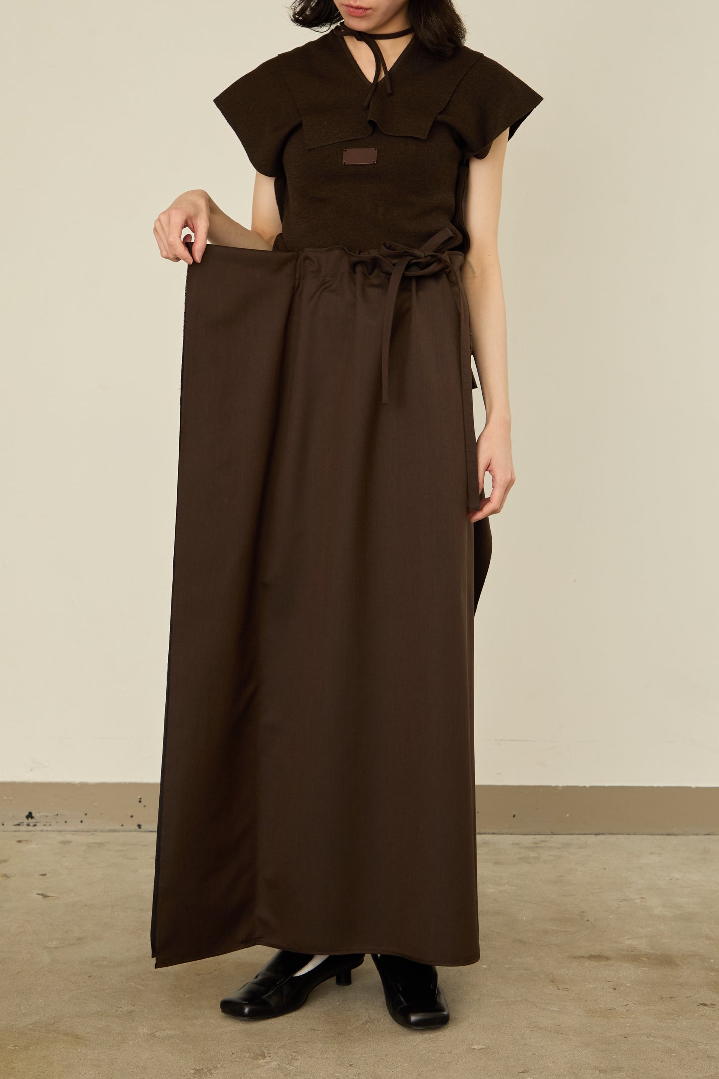 i'm here : UN(I)FORM : " FLAT " SKIRT
