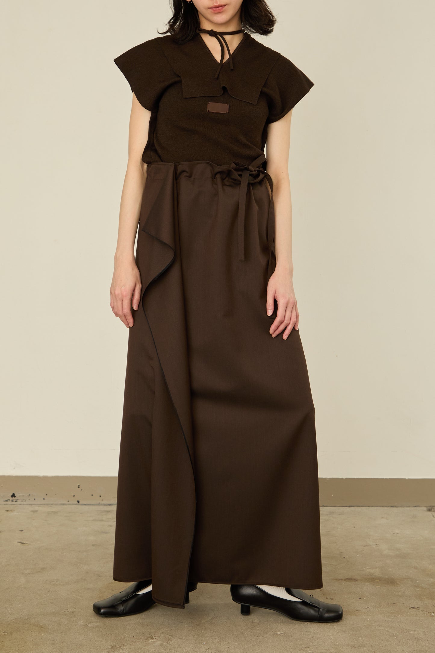 i'm here : UN(I)FORM : " FLAT " SKIRT