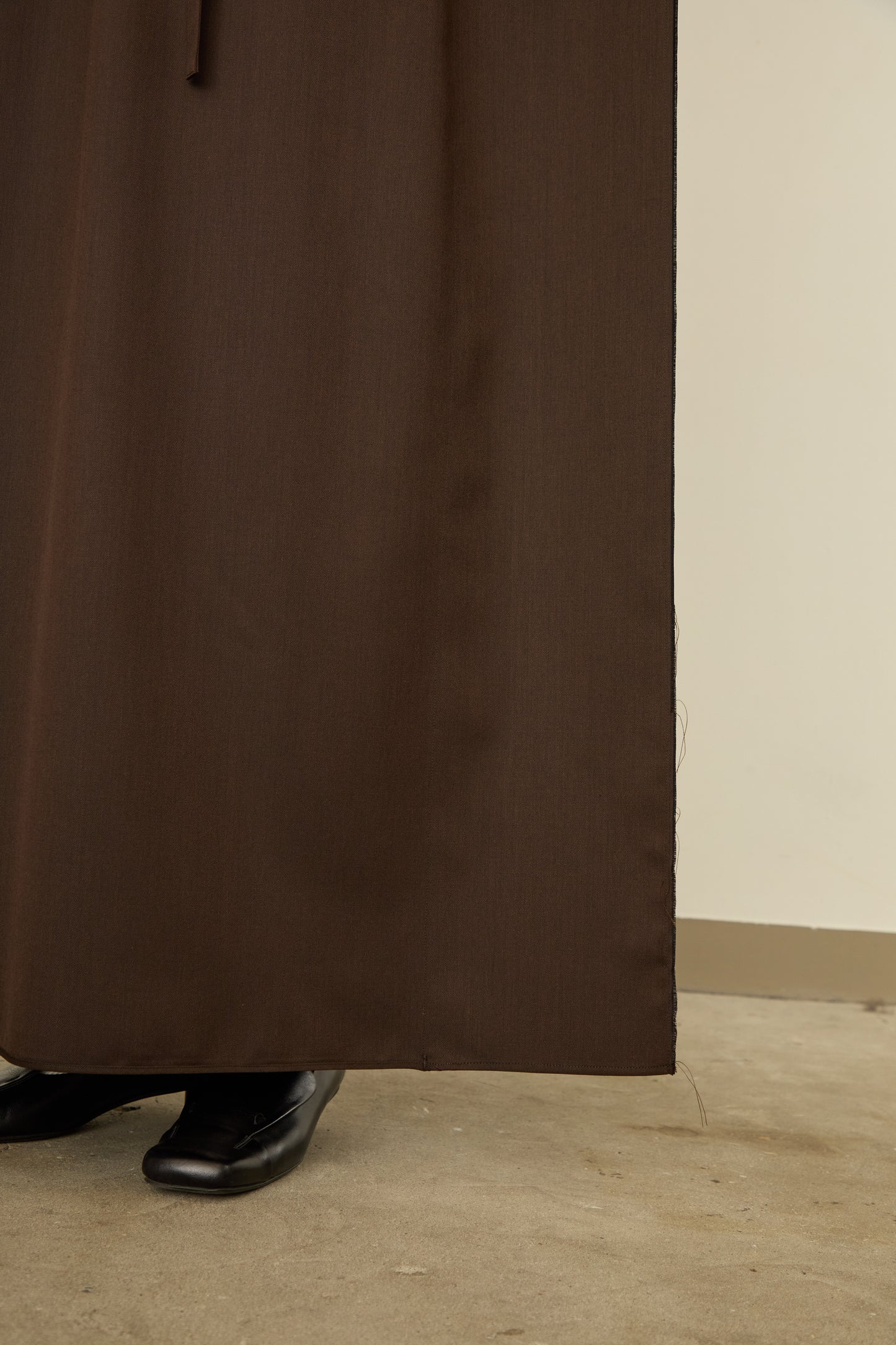 i'm here : UN(I)FORM : " FLAT " SKIRT