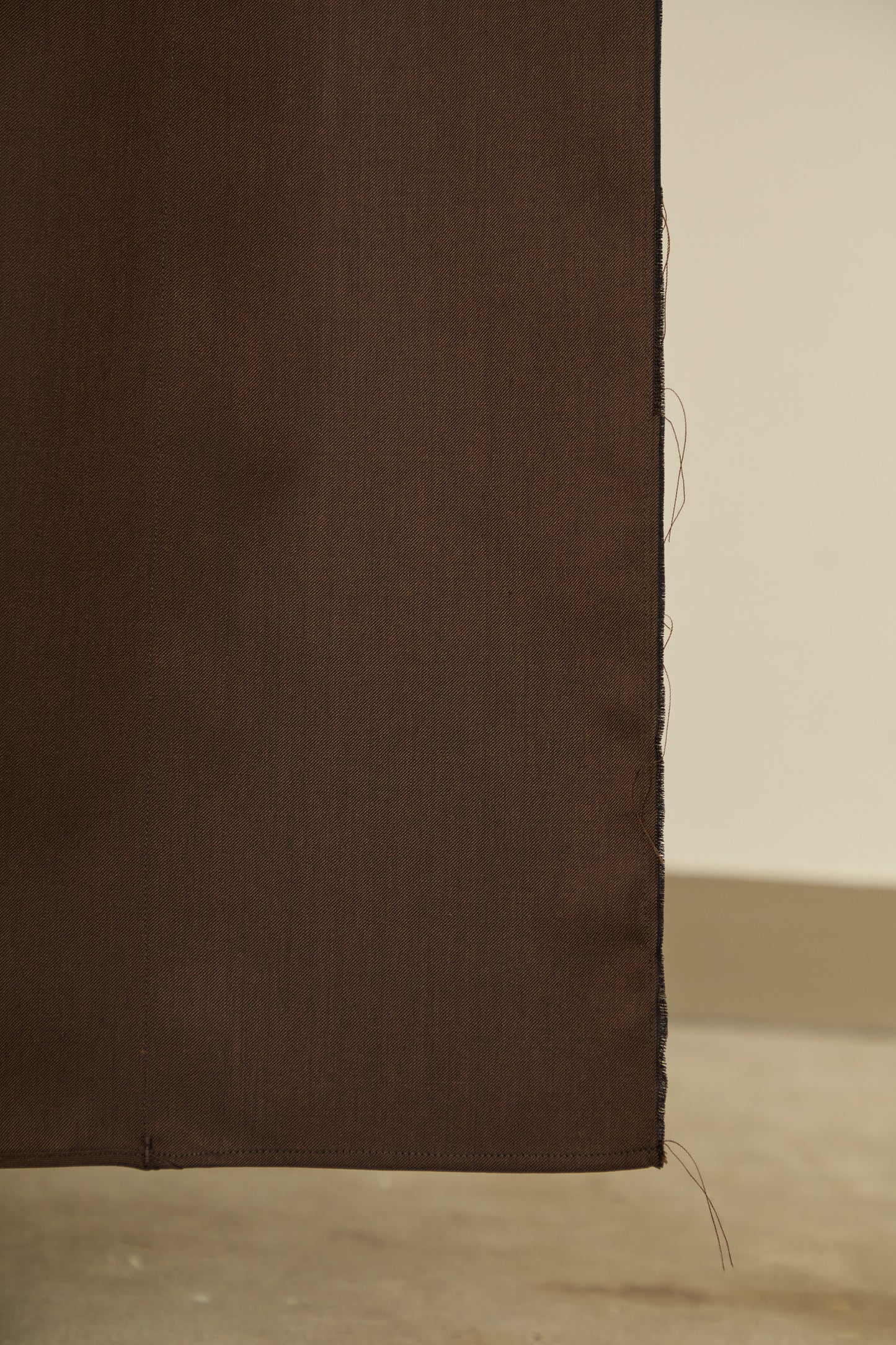 i'm here : UN(I)FORM : " FLAT " SKIRT