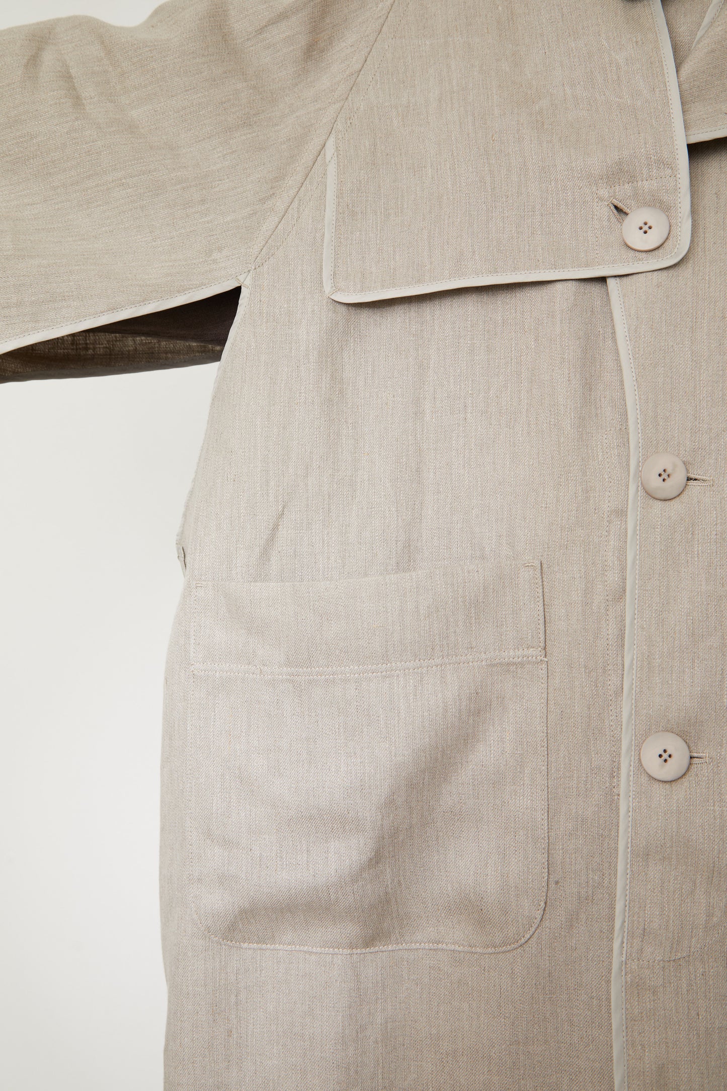 with PIPING : LINEN TRENCH COAT